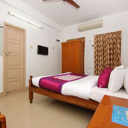 Oyo 6712 Hotel Malabar House Kochi ภายนอก รูปภาพ